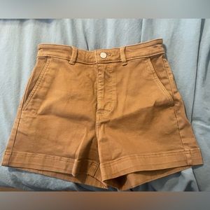 Everlane way high canvas short (2020). Only worn twice, like new condition!